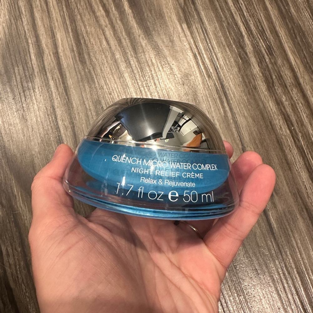 Quench Micro Water Complex Night Relief Crème